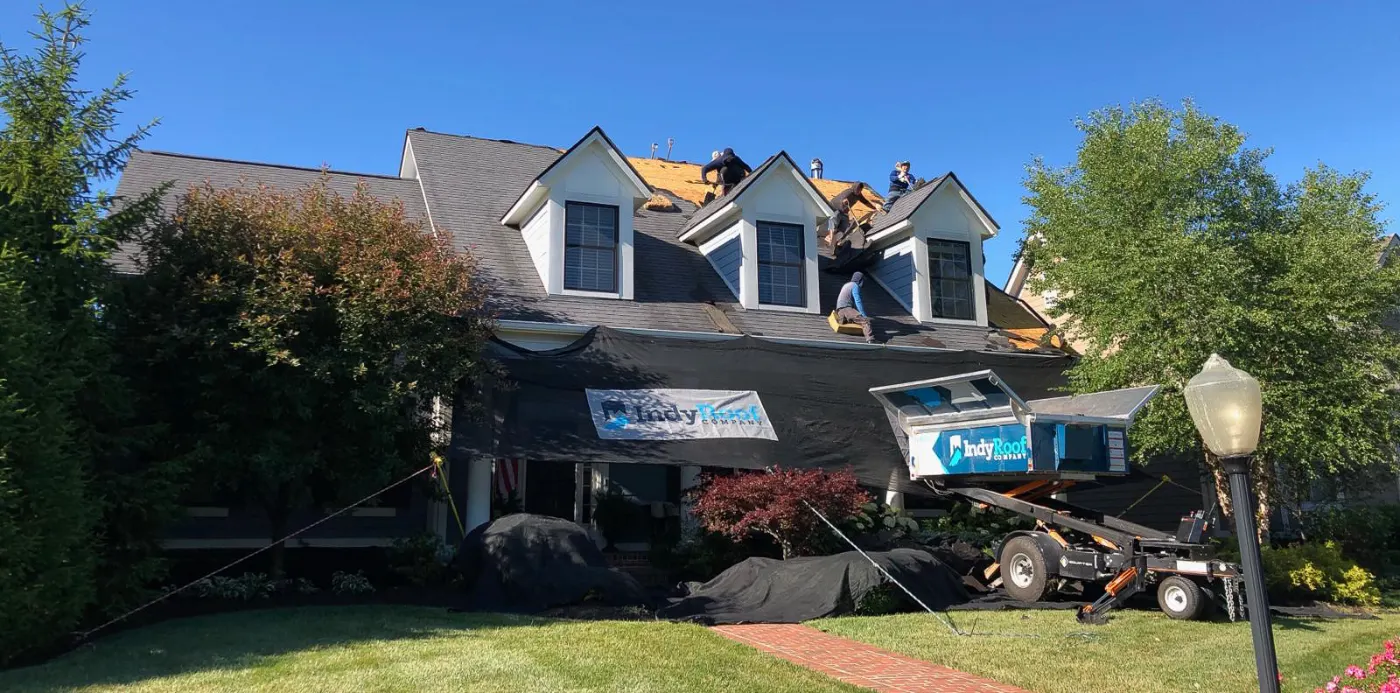 Manufacturer-certified roof installation in Eagle Village